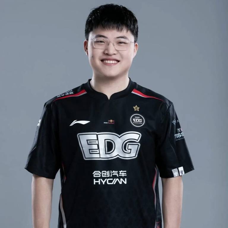 kaiyun中国网页版入口 uzi现身总决赛 