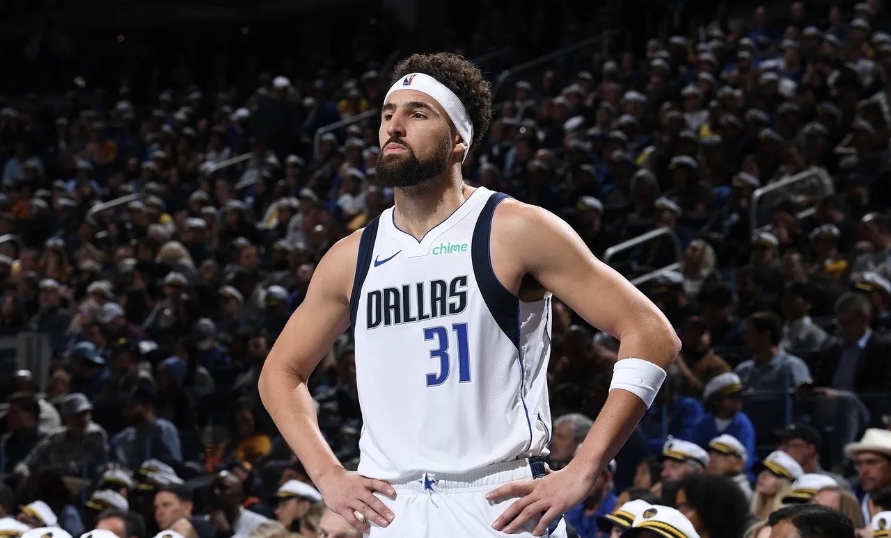 kaiyun中国网页版入口包含莱万多夫斯基连续三场比赛得分超过刷新纪录，独行侠不断突破！的词条