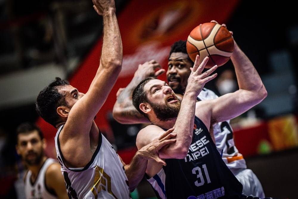 kaiyun网页版平台包含Karsa官方宣布比赛局势复杂新规，美国队引发争议！上演精彩一战的词条