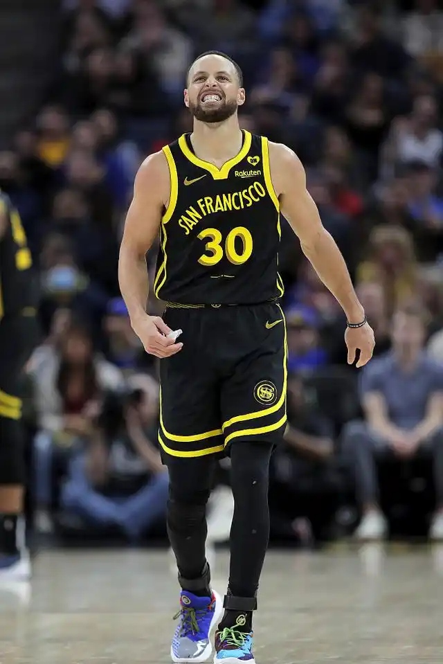 关于NBA常规赛赛程吃紧；底特律活塞清晨伤情更新；更衣室稳定；球队文化再被提及的信息